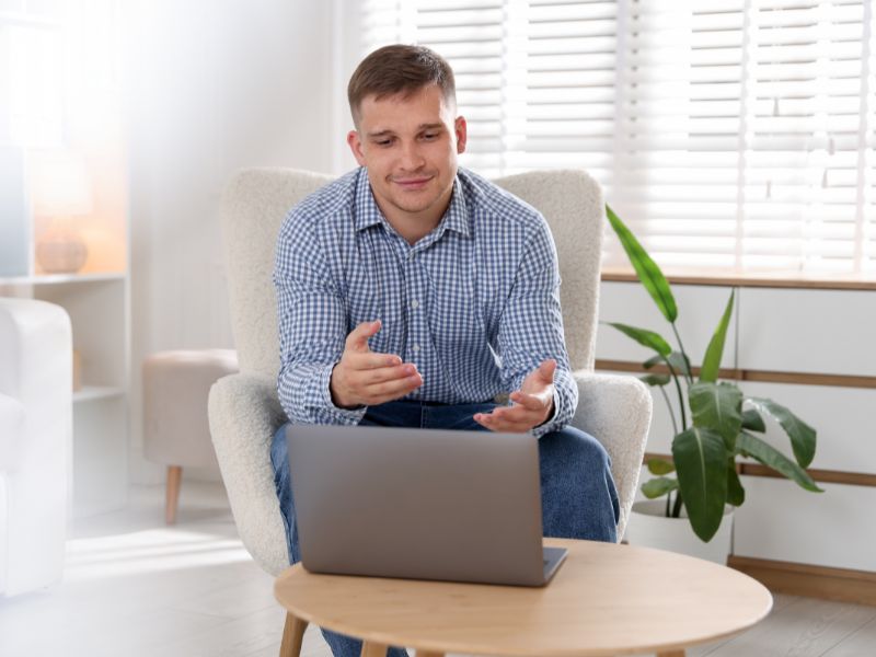 o que é telepsicologia​