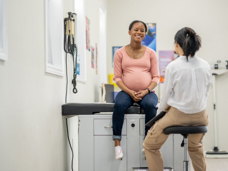 quantas consultas de pré-natal a gestante deve fazer